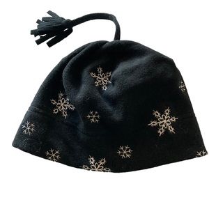 Hot Paws Beanie Hat with Tassel, Black, Snowflakes Design, One Size
